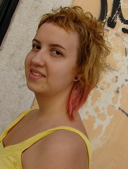 asymetryczne fryzury krótkie uczesanie damskie zdjęcie numer 87A